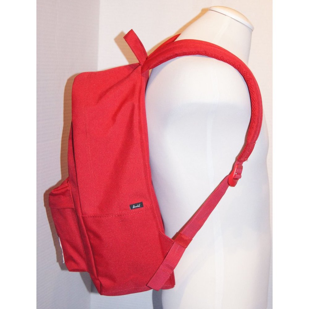 Herschel Backpack - Picture 3 of 13